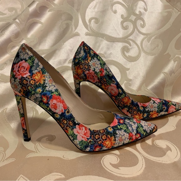 Nine West high heels 👠 women 8 1/2 - Picture 2 of 7